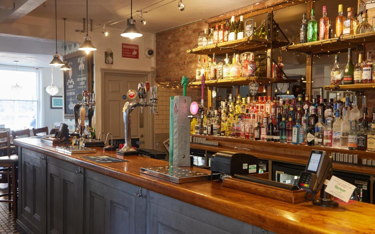 Trents By Greene King Inns Chichester Eksteriør billede